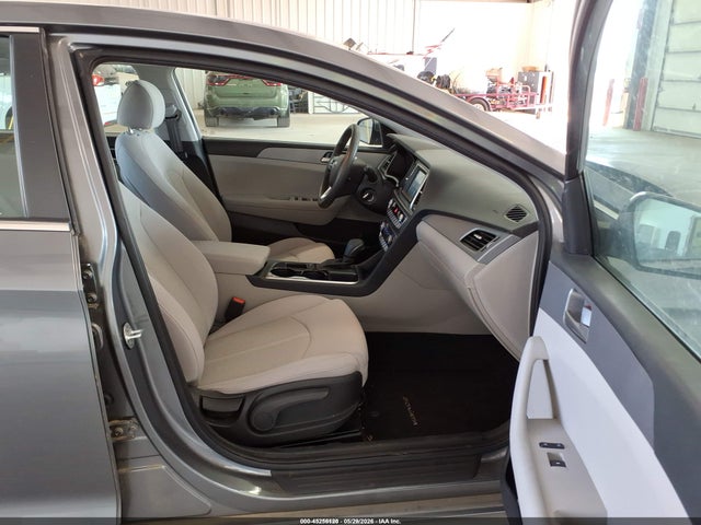 45256120 :رقم المزاد ، 5NPE24AA2KH774674 vin ، 2019 Hyundai Sonata Eco مزاد بيع