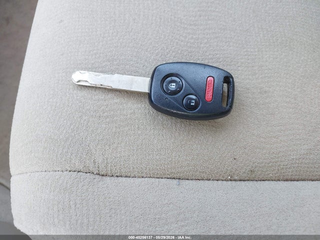 45256137 :رقم المزاد ، 1HGFA16578L060613 vin ، 2008 Honda Civic Lx مزاد بيع