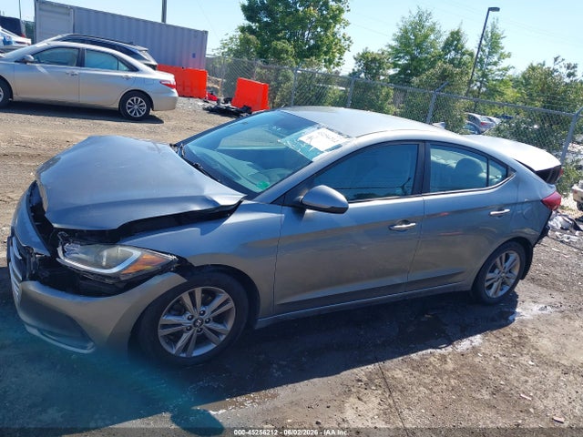 Продажа на аукционе авто 2017 Hyundai Elantra Se, vin: KMHD84LF9HU068881, номер лота: 45256212