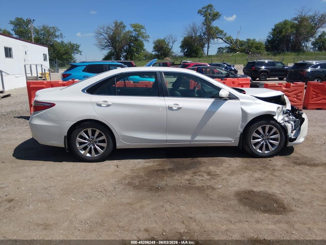 4T1BF1FK9HU350541 Toyota CAMRY XLE