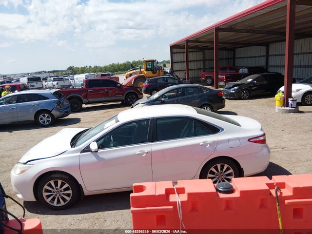 4T1BF1FK9HU350541 Toyota CAMRY XLE