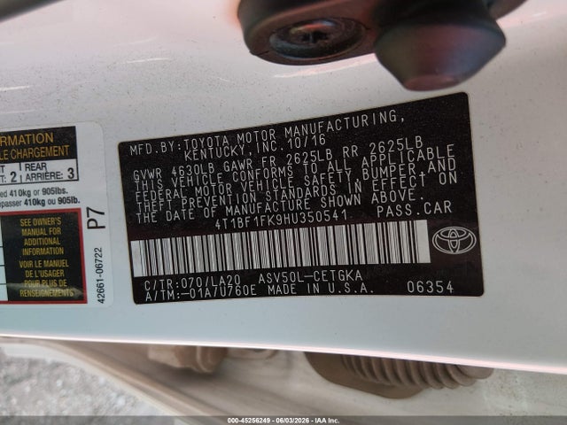 4T1BF1FK9HU350541 Toyota CAMRY XLE