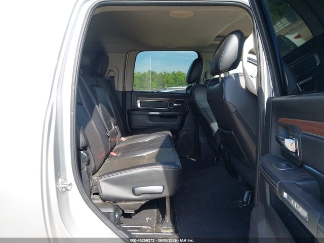 45256272 :رقم المزاد ، 3C6UR5NL9HG503810 vin ، 2017 Ram 2500 Laramie  4x4 6'4 Box مزاد بيع