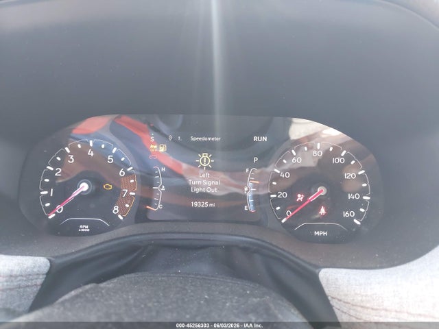 2024 Jeep Compass Latitude Lux Fwd მანქანა იყიდება აუქციონზე, vin: 3C4NJDFN4RT120087, აუქციონის ნომერი: 45256303