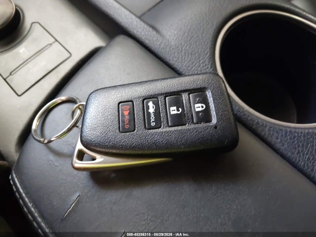 45256315 :رقم المزاد ، JTHBF1D27F5069285 vin ، 2015 Lexus Is 250 مزاد بيع