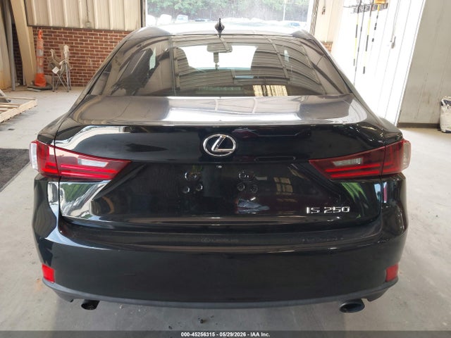 45256315 :رقم المزاد ، JTHBF1D27F5069285 vin ، 2015 Lexus Is 250 مزاد بيع