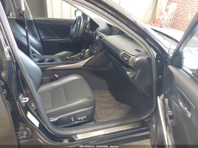 45256315 :رقم المزاد ، JTHBF1D27F5069285 vin ، 2015 Lexus Is 250 مزاد بيع