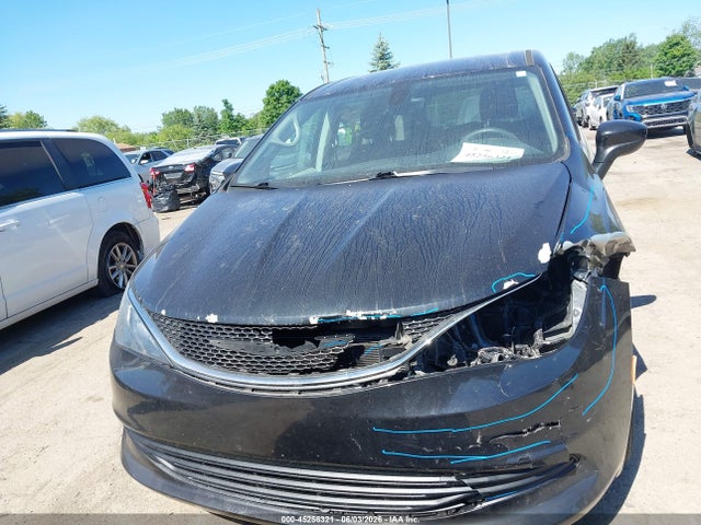 45256321 :رقم المزاد ، 2C4RC1DG7HR634306 vin ، 2017 Chrysler Pacifica Touring مزاد بيع