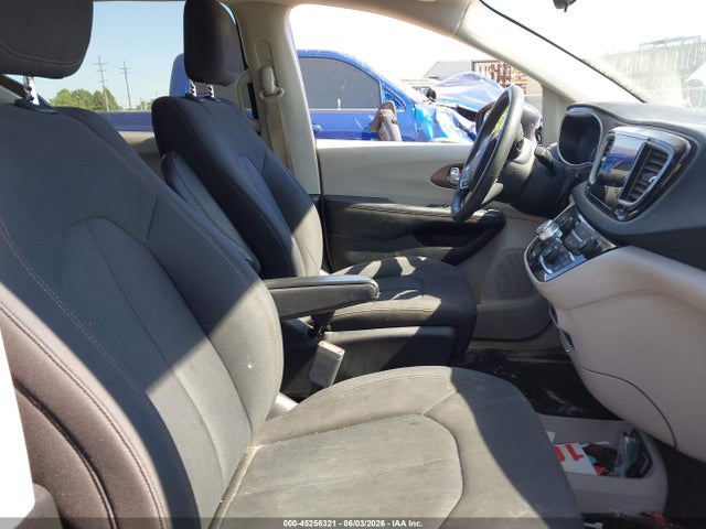 Продаж на аукціоні авто 2017 Chrysler Pacifica Touring, vin: 2C4RC1DG7HR634306, номер лоту: 45256321