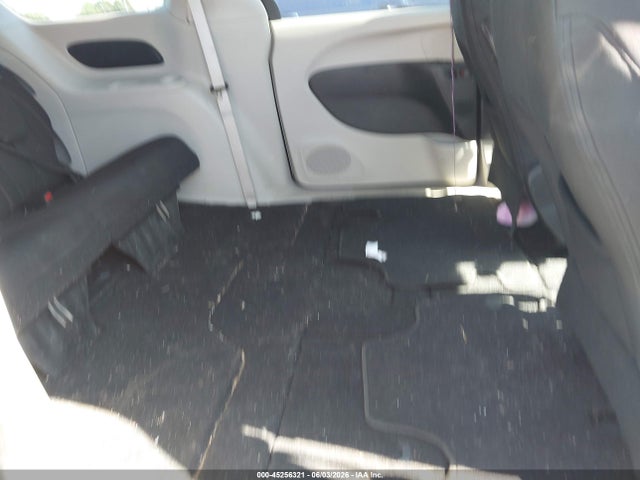 45256321 :رقم المزاد ، 2C4RC1DG7HR634306 vin ، 2017 Chrysler Pacifica Touring مزاد بيع