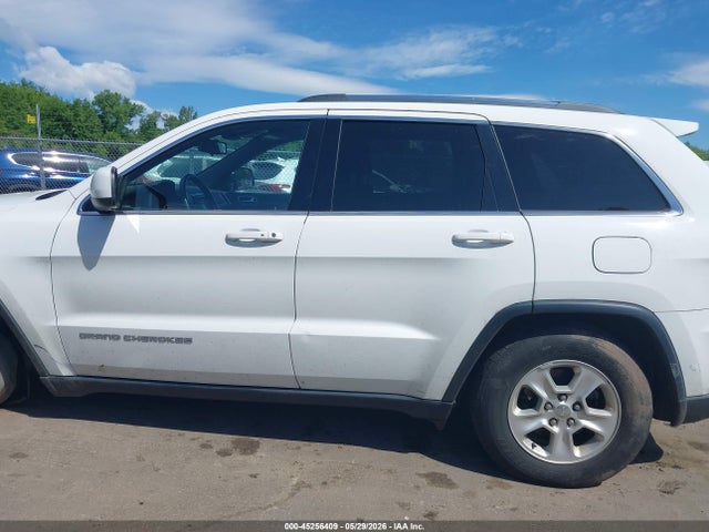 Продаж на аукціоні авто 2015 Jeep Grand Cherokee Laredo, vin: 1C4RJFAG5FC650436, номер лоту: 45256409