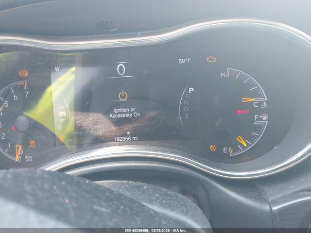 Продаж на аукціоні авто 2015 Jeep Grand Cherokee Laredo, vin: 1C4RJFAG5FC650436, номер лоту: 45256409