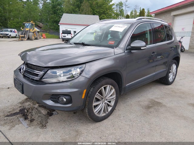 Продажа на аукционе авто 2015 Volkswagen Tiguan Se, vin: WVGBV7AX7FW560145, номер лота: 45256427