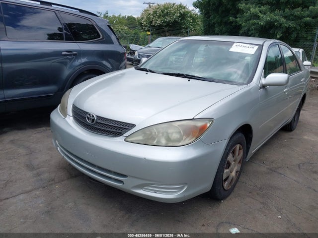 45256459 :رقم المزاد ، 4T1BE32K52U549954 vin ، 2002 Toyota Camry Le مزاد بيع