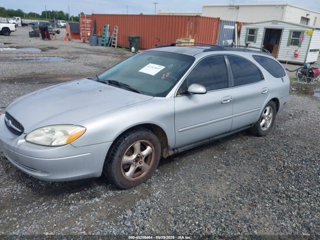 45256464 :رقم المزاد ، 1FAHP58U72A268968 vin ، 2002 Ford Taurus Se مزاد بيع