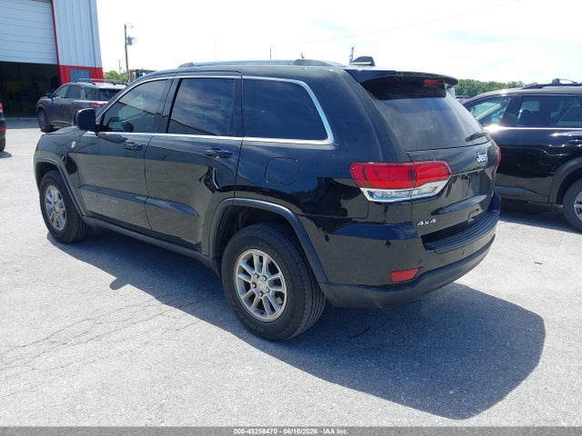 1C4RJFAGXLC406258 Jeep Grand Cherokee Laredo E 4x4