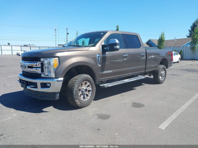 Ford F-350 Xlt 2017 1FT8W3BT1HEF49697 Image 2