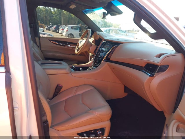 Продажа на аукционе авто 2018 Cadillac Escalade Platinum, vin: 1GYS4DKJ4JR137413, номер лота: 45256559