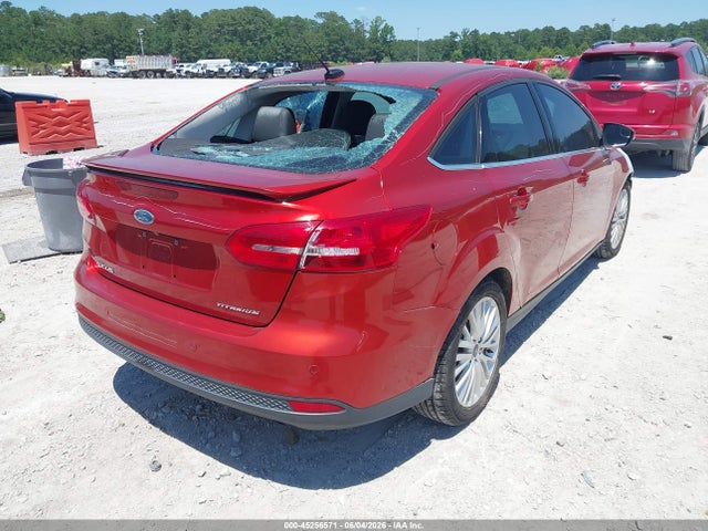 45256571 :رقم المزاد ، 1FADP3J23JL295888 vin ، 2018 Ford Focus Titanium مزاد بيع