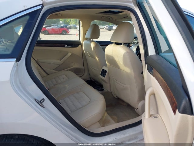 Продажа на аукционе авто 2013 Volkswagen Passat 3.6l V6 Sel Premium, vin: 1VWCM7A37DC080790, номер лота: 45256593