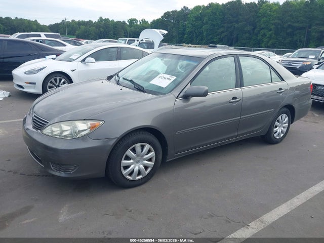 45256594 :رقم المزاد ، 4T1BE30K76U709017 vin ، 2006 Toyota Camry Le/xle/se مزاد بيع