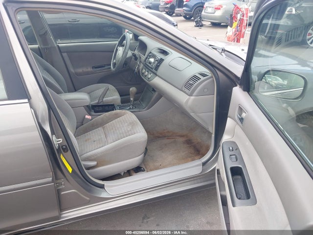 45256594 :رقم المزاد ، 4T1BE30K76U709017 vin ، 2006 Toyota Camry Le/xle/se مزاد بيع