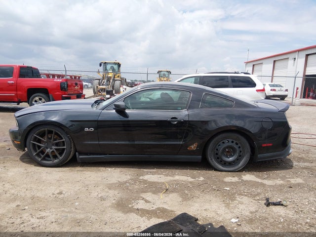 45256595 :رقم المزاد ، 1ZVBP8CF0B5140832 vin ، 2011 Ford Mustang Gt Premium مزاد بيع