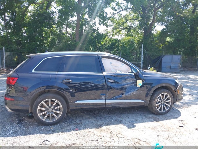 Audi Q7 3.0t Premium 2017 WA1LAAF73HD028720 Image 13