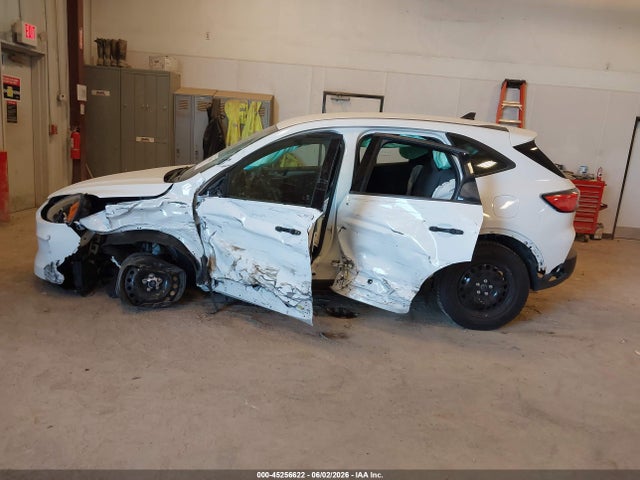 Auction sale of the 2022 Ford Escape S, vin: 1FMCU9F67NUA84847, lot number: 45256622