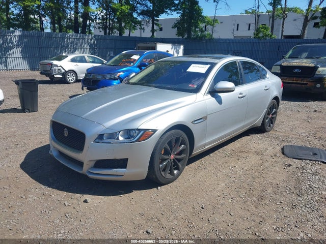 45256662 :رقم المزاد ، SAJBD4BN0HCY32463 vin ، 2017 Jaguar Xf 20d Premium مزاد بيع