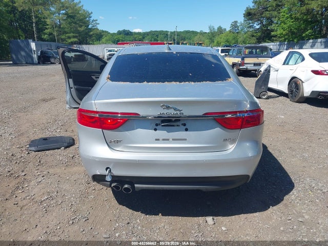 45256662 :رقم المزاد ، SAJBD4BN0HCY32463 vin ، 2017 Jaguar Xf 20d Premium مزاد بيع
