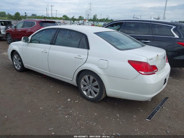 Продажа на аукционе авто 2005 Toyota Avalon Xls, vin: 4T1BK36B75U023851, номер лота: 45256672
