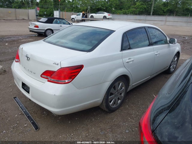 Продажа на аукционе авто 2005 Toyota Avalon Xls, vin: 4T1BK36B75U023851, номер лота: 45256672