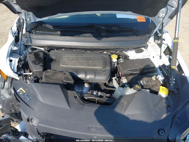 45256684 :رقم المزاد ، 1C4PJLCB5KD370947 vin ، 2019 Jeep Cherokee Latitude Fwd مزاد بيع