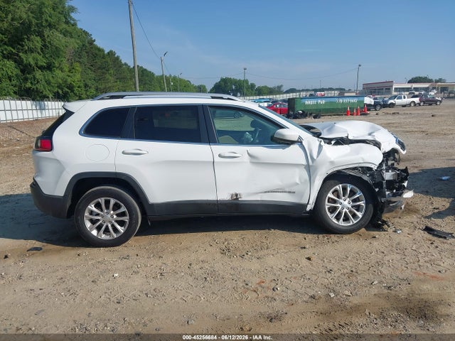 45256684 :رقم المزاد ، 1C4PJLCB5KD370947 vin ، 2019 Jeep Cherokee Latitude Fwd مزاد بيع