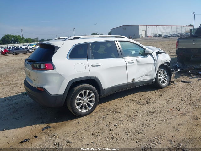 45256684 :رقم المزاد ، 1C4PJLCB5KD370947 vin ، 2019 Jeep Cherokee Latitude Fwd مزاد بيع