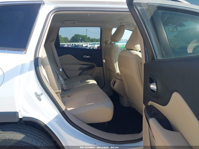 45256684 :رقم المزاد ، 1C4PJLCB5KD370947 vin ، 2019 Jeep Cherokee Latitude Fwd مزاد بيع