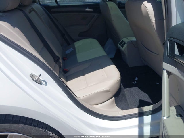 Продаж на аукціоні авто 2018 Volkswagen Golf Sportwagen Tsi S/tsi Se, vin: 3VWD17AU8JM762366, номер лоту: 45256759