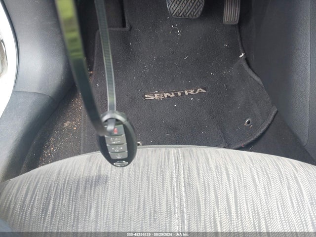 2015 Nissan Sentra Fe+ S/s/sl/sr/sv მანქანა იყიდება აუქციონზე, vin: 3N1AB7APXFY247093, აუქციონის ნომერი: 45256829