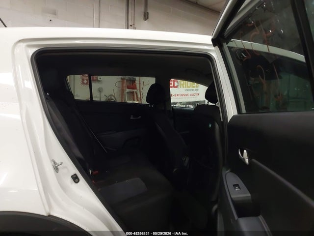 45256831 :رقم المزاد ، KNDPBCACXG7878037 vin ، 2016 Kia Sportage Lx مزاد بيع