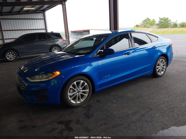 Ford Fusion Hybrid Se 2019 3FA6P0LU0KR149487 Image 2
