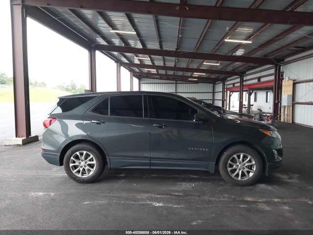 Chevrolet EQUINOX LS 2019 3GNAXHEV3KS643318 Image 18
