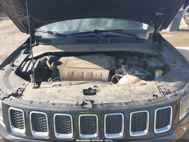 3C4NJCAB2JT405608 Jeep Compass Sport Fwd