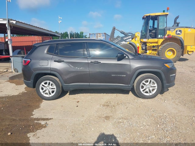 3C4NJCAB2JT405608 Jeep Compass Sport Fwd