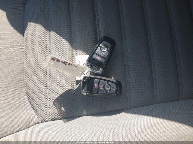 3FA6P0UU4JR281942 Ford Fusion Hybrid S