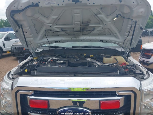 Ford F-450 Chassis Xlt 2016 1FDUF4GT8GEA45221 Image 10