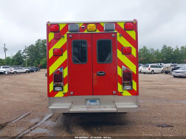 Ford F-450 Chassis Xlt 2016 1FDUF4GT8GEA45221 Image 20