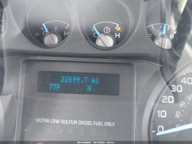 Ford F-450 Chassis Xlt 2016 1FDUF4GT8GEA45221 Image 7