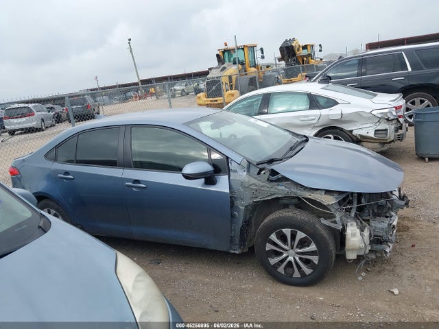2022 Toyota Corolla Hybrid Le მანქანა იყიდება აუქციონზე, vin: JTDEAMDE7NJ041887, აუქციონის ნომერი: 45256895