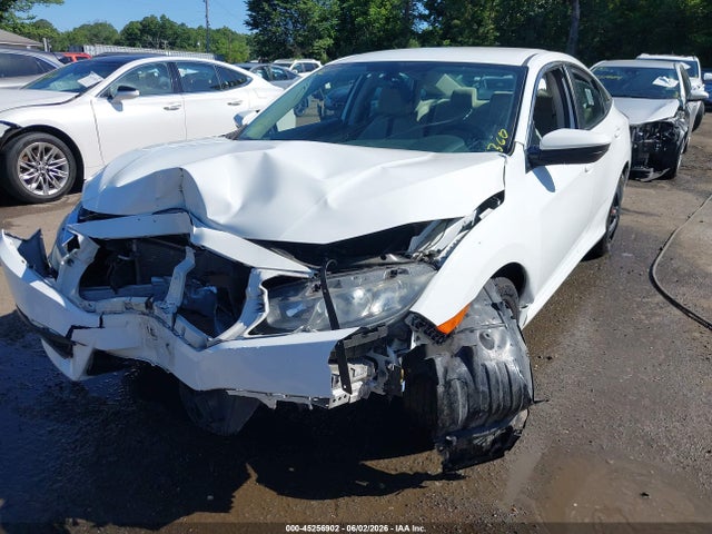 Продажа на аукционе авто 2018 Honda Civic Lx, vin: 19XFC2F59JE023463, номер лота: 45256902